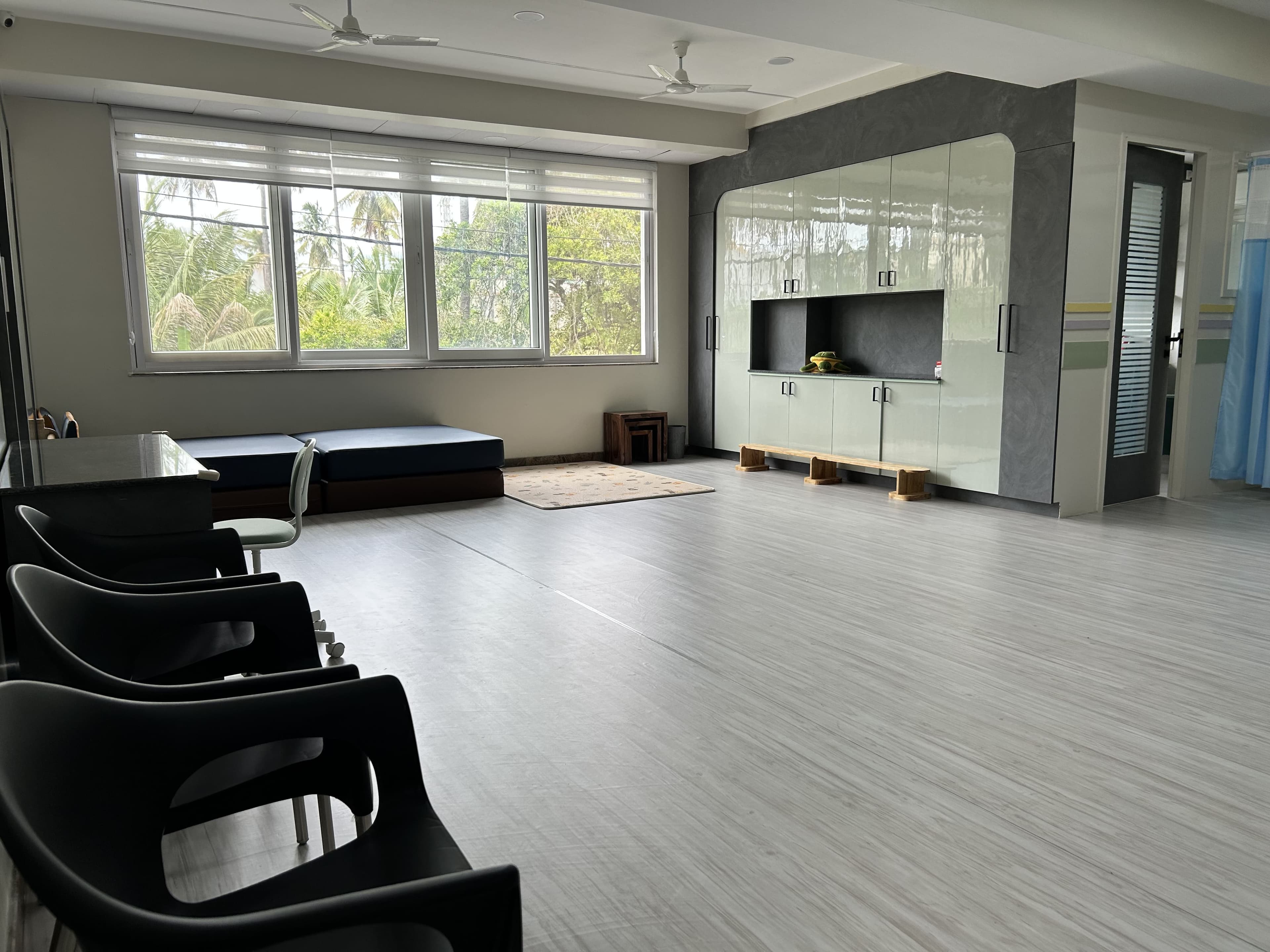 Spacious rehabilitation area with natural light